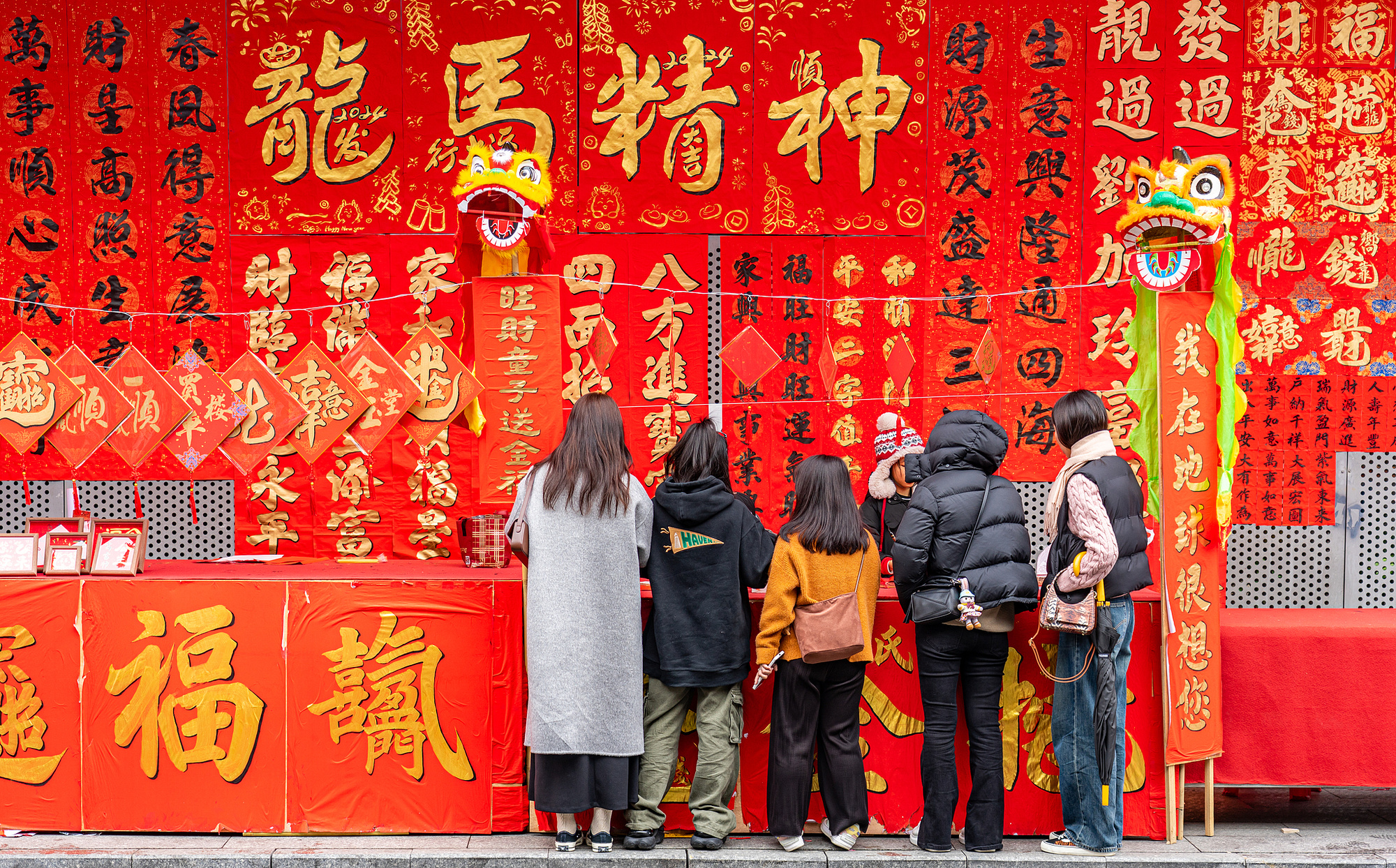 【央广时评】中国春节申遗成功  读懂蕴藏其间的价值与希冀