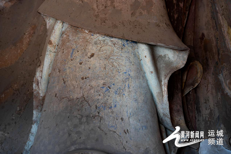 屋檐上的文脉 | “土”到极致的稷山大佛__屋檐上的文脉 | “土”到极致的稷山大佛