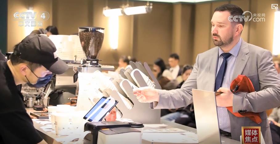 “China Travel”持续火爆：促进消费活力 增强中外交流__“China Travel”持续火爆：促进消费活力 增强中外交流