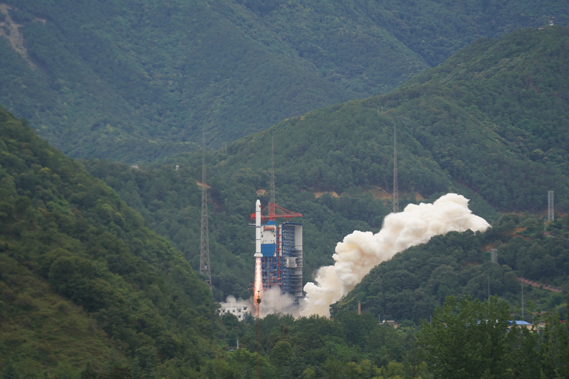 最强伽马暴多波段综合观测能力！中法天文卫星成功发射