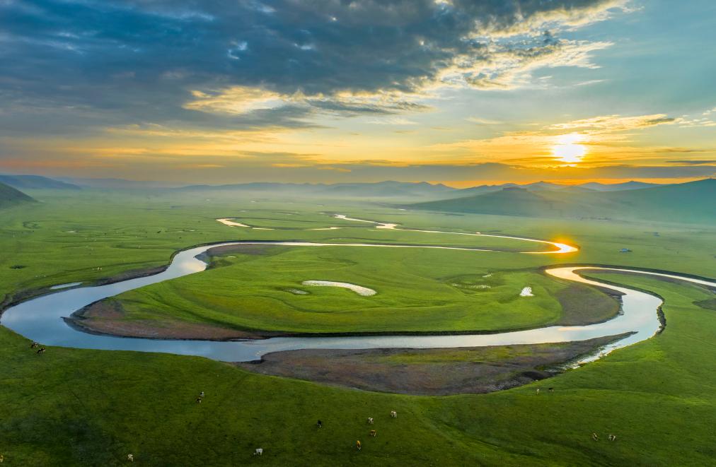 陈巴尔虎旗旗歌_陈巴尔虎旗的风景_