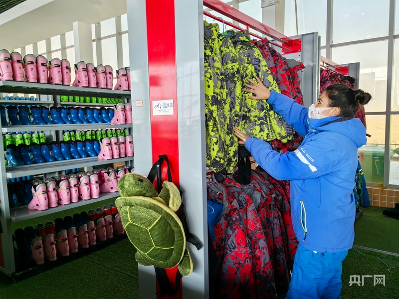 新疆冰雪资源_新疆冰雪大世界_