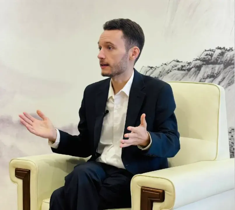 特朗普抵达北京_特朗普北京冬奥会_