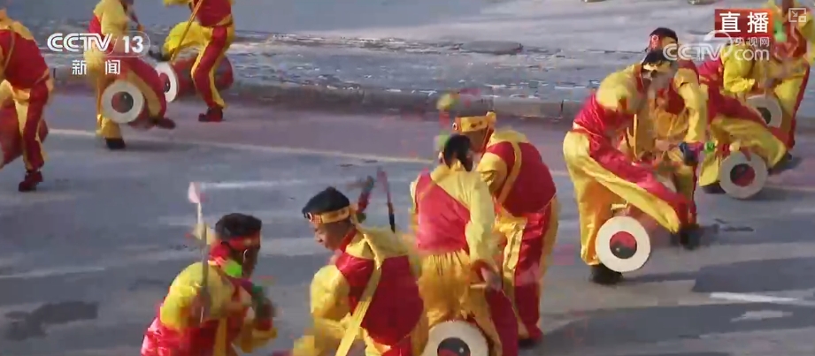 “中国风”吹向了世界 “非遗+文创”给你不一样的“年味儿”__“中国风”吹向了世界 “非遗+文创”给你不一样的“年味儿”